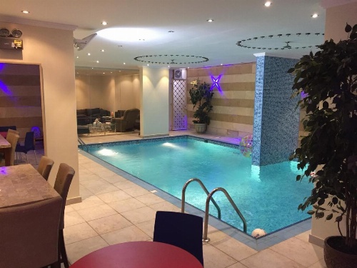 Romance Chalet image 6